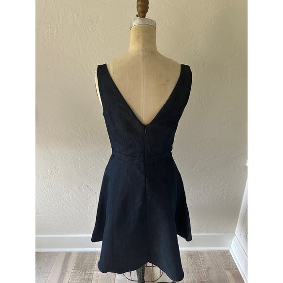 GAP | Womens Double V Chambray Blue Linen Dress $79 NEW Size 2 Minimalist Demure - Picture 5 of 11